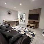 T3 Au Coeur D\'Une Villa Moderne